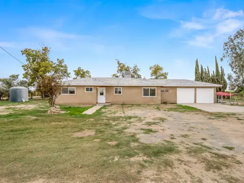 10375 W Kearney Blvd, Fresno, CA 93706