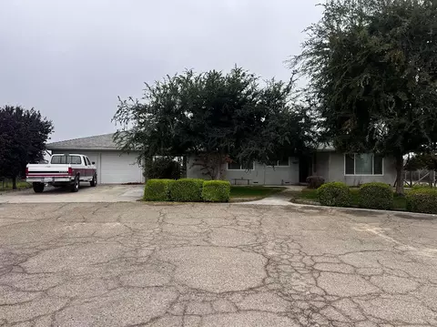 6131 Chico, Kingsburg, CA 93631