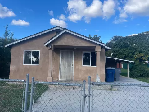 432 W Pinedale Ave, Pinedale, CA 93650