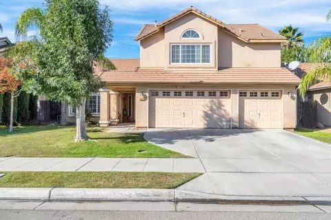 1172 Monterey St, Madera, CA 93637