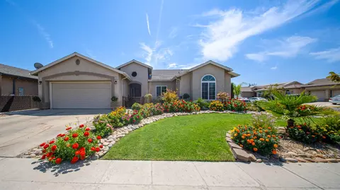 5314 E Laurite Ave, Fresno, CA 93725