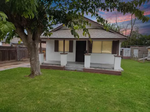 609 Monterey, Chowchilla, CA 93610