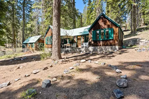 58374 Huntington Lake Rd #12, Lakeshore, CA 93634