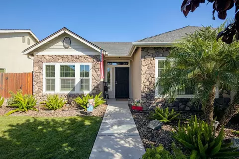 602 S Filbert Ave, Fresno, CA 93727