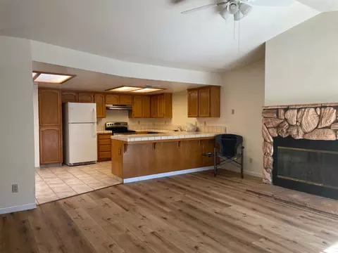 49400 River Park Rd #55, Oakhurst, CA 93644