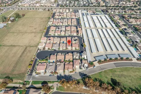 View/Area - 2449 Lombard Ln, Clovis, CA 93619 photo 4 of 9