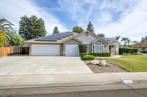 1810 N Jasmine Ave, Reedley, CA 93654