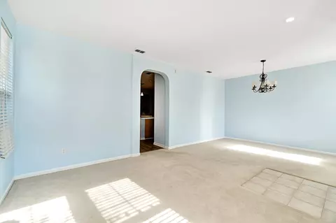 1049 Stanford Ave, Madera, CA 93637 photo 7