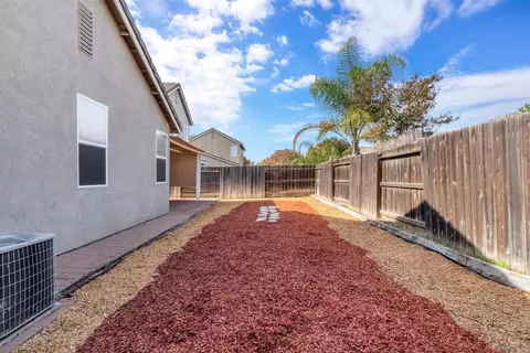 1049 Stanford Ave, Madera, CA 93637 photo 33