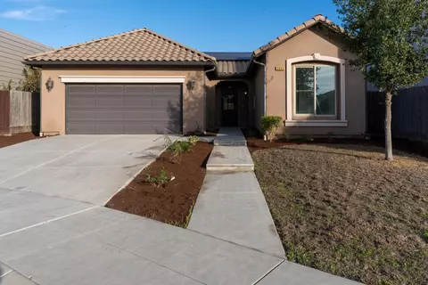 5644 N Lucy Ruiz Ave, Fresno, CA 93723
