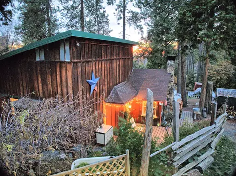 Exterior - 48585 Todd Eymann, Miramonte, CA 93641 photo 1 of 8