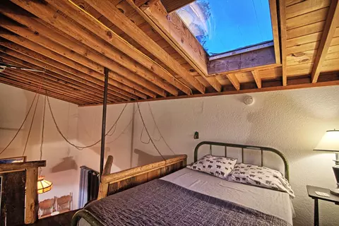 Bedroom - 48585 Todd Eymann, Miramonte, CA 93641 photo 3 of 3