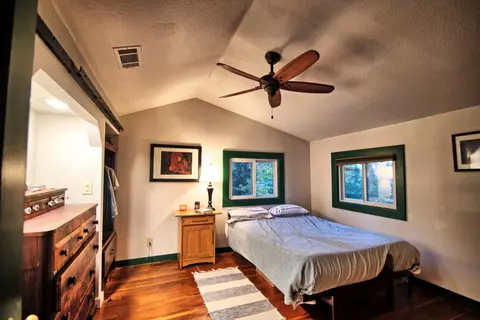 Bedroom - 48585 Todd Eymann, Miramonte, CA 93641 photo 1 of 3