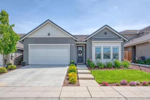 574 Expedition Way, Madera, CA 93636