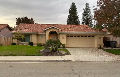 5532 W Wathen Ave, Fresno, CA 93722
