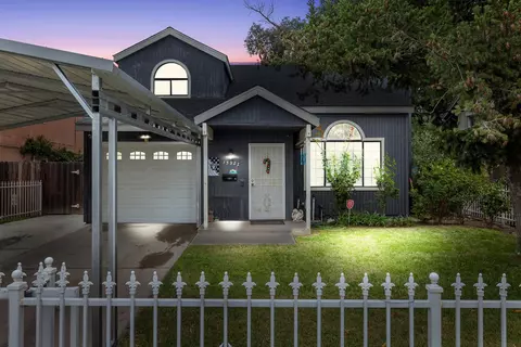 1592 N Ferger Ave, Fresno, CA 93728