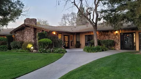 1001 Sylmar Ave #198, Clovis, CA 93612