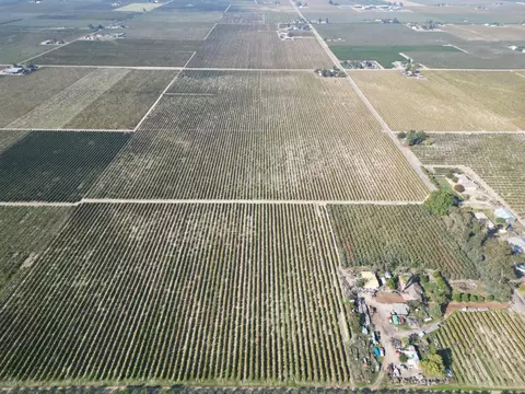 529 W Floral Ave, Fresno, CA 93707