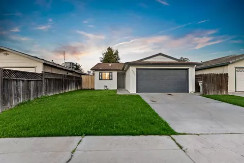 4400 W Cardiff Ave, Fresno, CA 93722