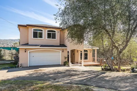 30793 N Dome Dr, Coarsegold, CA 93614