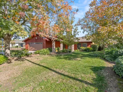 3006 S Vintage St, Visalia, CA 93277