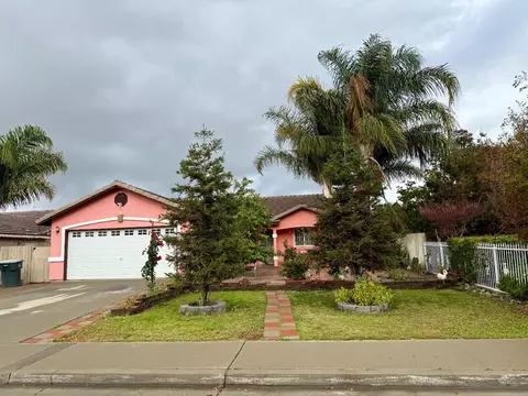 917 E Fresno St, Avenal, CA 93204