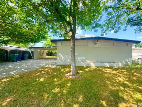 2723 E Lansing Way, Fresno, CA 93726