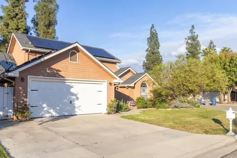 1204 E Salem Ave, Fresno, CA 93720