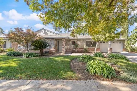 6671 N Hayston Ave, Fresno, CA 93710