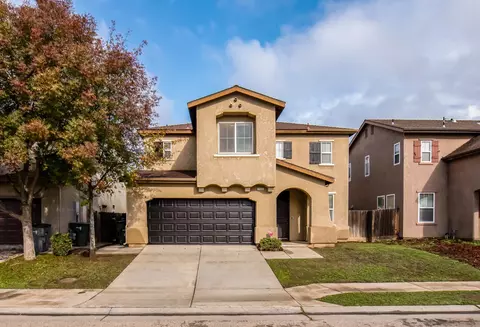 7458 E Robinson Ave, Fresno, CA 93737