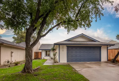 2024 N Laureen Ave, Fresno, CA 93703