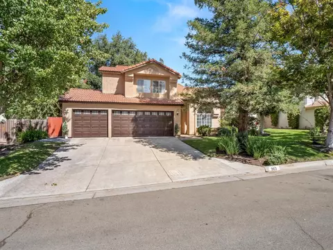 962 E Buckhill Rd, Fresno, CA 93720 photo 1