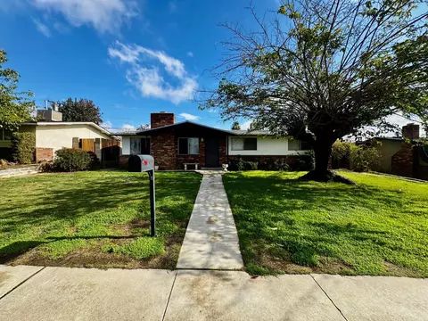 2901 Wenatchee Ave, Bakersfield, CA 93306