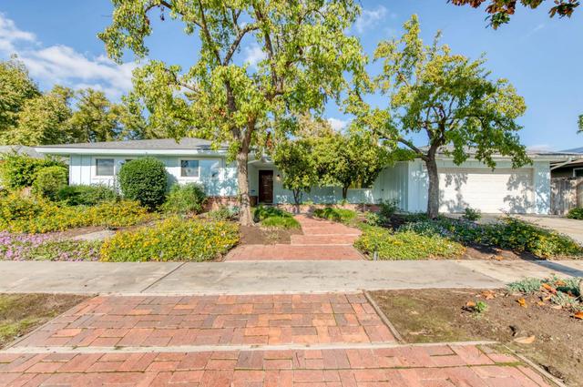 534 W Pico Ave, Fresno, CA 93705 | MLS# 640310 | 32 Photos - Movoto