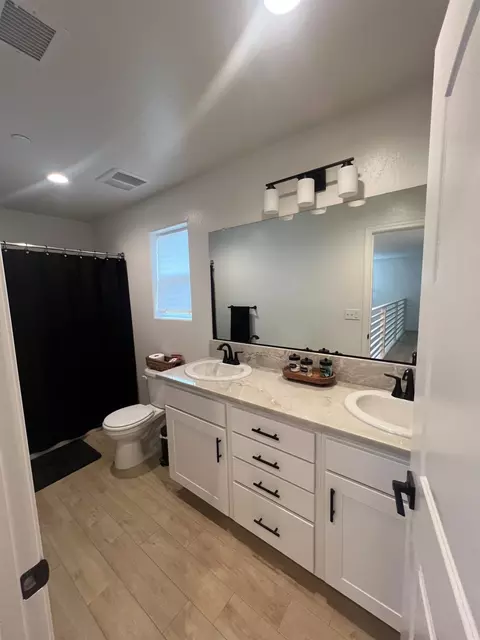 788 Apple St, Dinuba, CA 93618 photo 32
