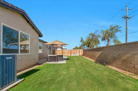 Exterior - 1183 Encore Way W, Madera, CA 93636 photo 5 of 8