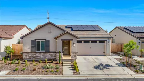 Exterior - 1183 Encore Way W, Madera, CA 93636 photo 8 of 8