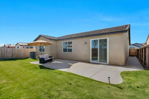Exterior - 1183 Encore Way W, Madera, CA 93636 photo 3 of 8