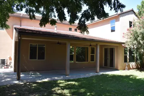 Exterior - 3154 Mitchell Ave, Clovis, CA 93619 photo 5 of 8