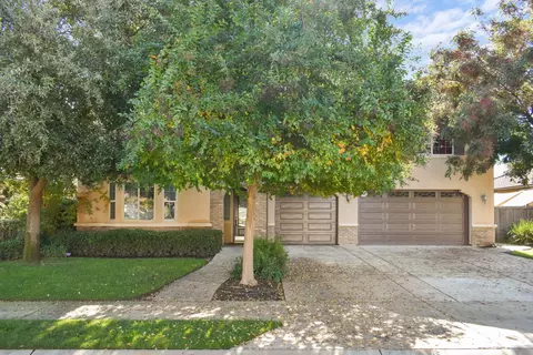 3154 Mitchell Ave, Clovis, CA 93619