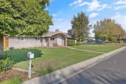 3312 W Cutler Ave, Visalia, CA 93277