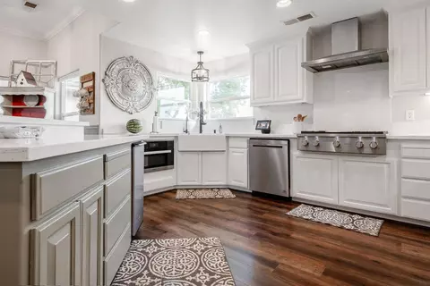 Kitchen - 37143 Avenue 16, Madera, CA 93636 photo 5 of 12