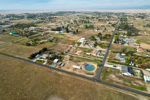 37143 Avenue 16, Madera, CA 93636
