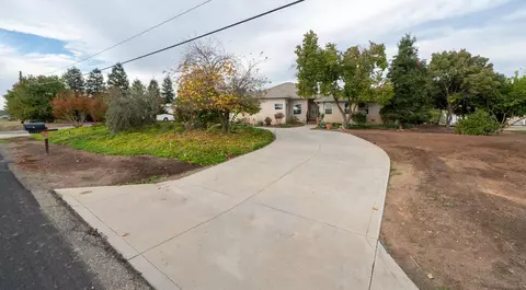 Exterior - 37143 Avenue 16, Madera, CA 93636 photo 6 of 21