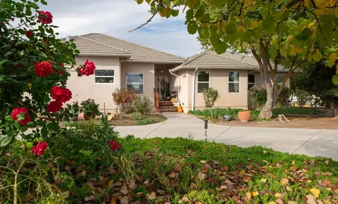 Exterior - 37143 Avenue 16, Madera, CA 93636 photo 2 of 21