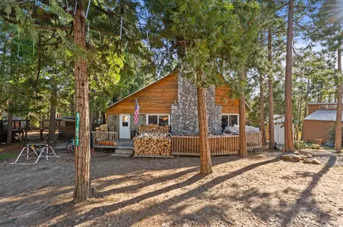 41697 Corlew Ln, Auberry, CA 93602