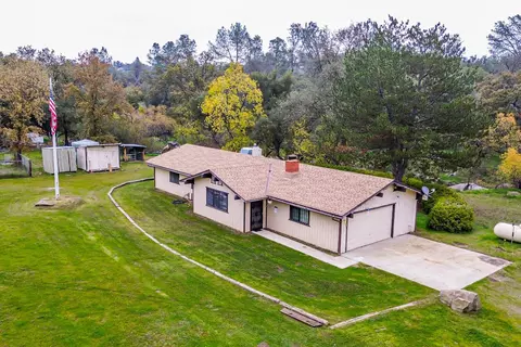 31220 Blue Heron Ln, Auberry, CA 93602