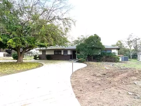 5231 Chico Ave, Kingsburg, CA 93631