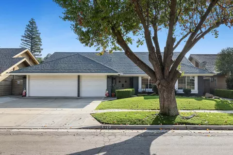 927 E Decatur Ave, Fresno, CA 93720