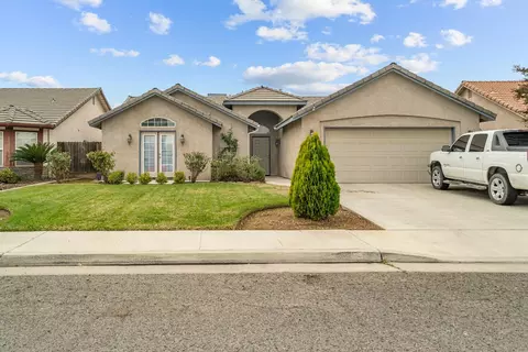 1307 Patsy St, Porterville, CA 93257